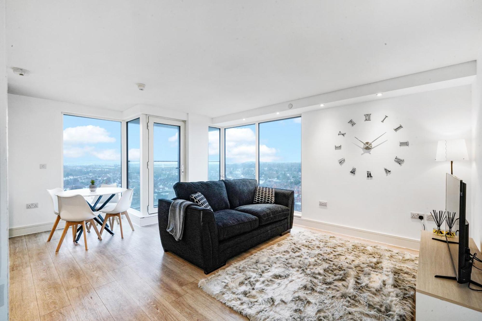 Luxury Apartment With Stunning Views On 10Th Floor Edgware Exteriér fotografie