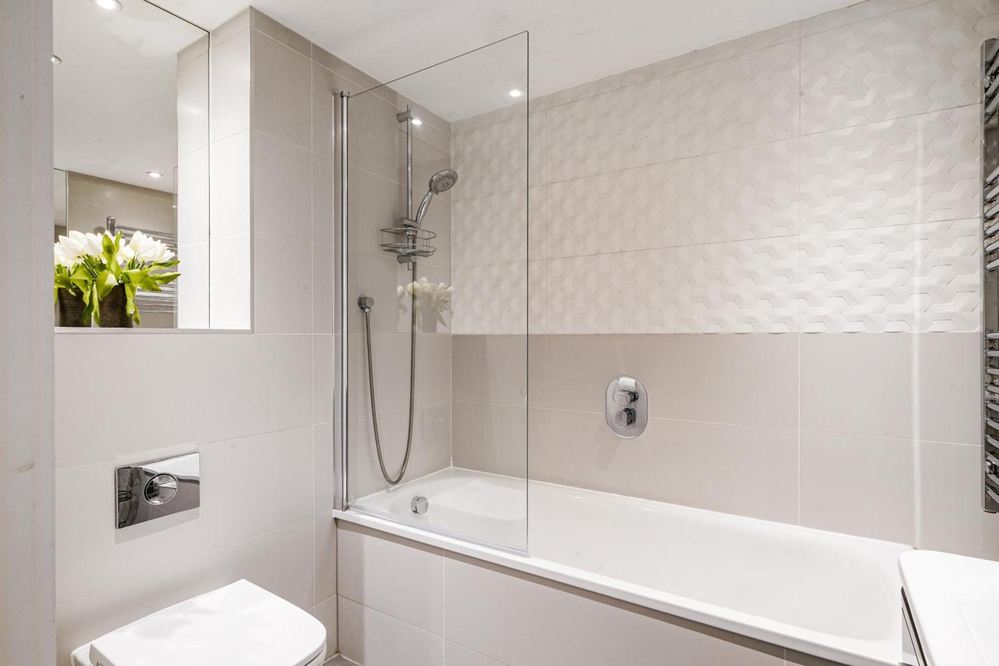 Luxury Apartment With Stunning Views On 10Th Floor Edgware Exteriér fotografie