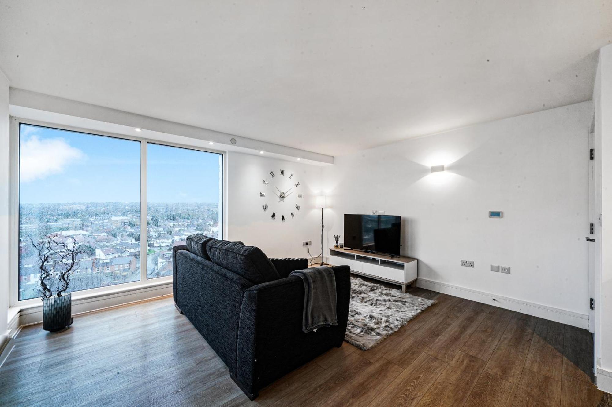 Luxury Apartment With Stunning Views On 10Th Floor Edgware Exteriér fotografie